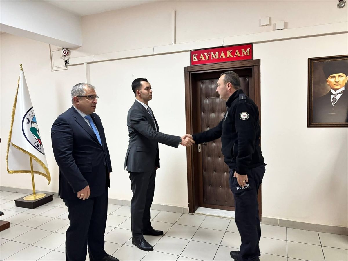 Bayat'ta bayramlaşma töreni düzenlendi