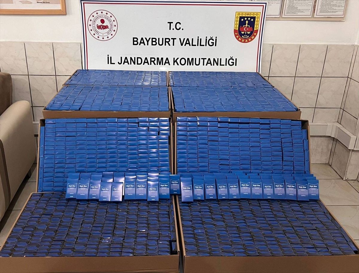 Bayburt'ta 2 bin paket doldurulmuş makaron ele geçirildi