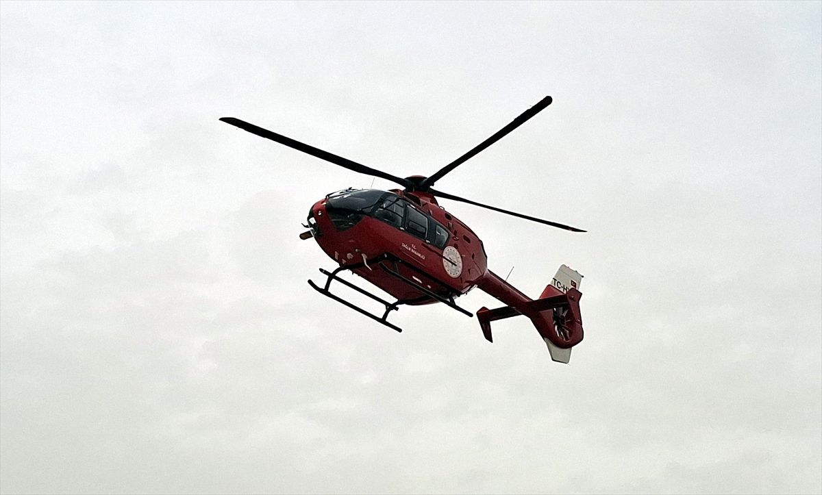 Beypazarı'nda hava ambulansı beyin kanaması geçiren hasta için havalandı