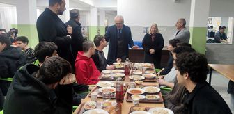 Beypazarı'nda öğrenciler iftarda buluştu