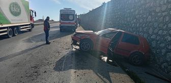 Bilecik'te kontrolden çıkan otomobil duvara çarptı