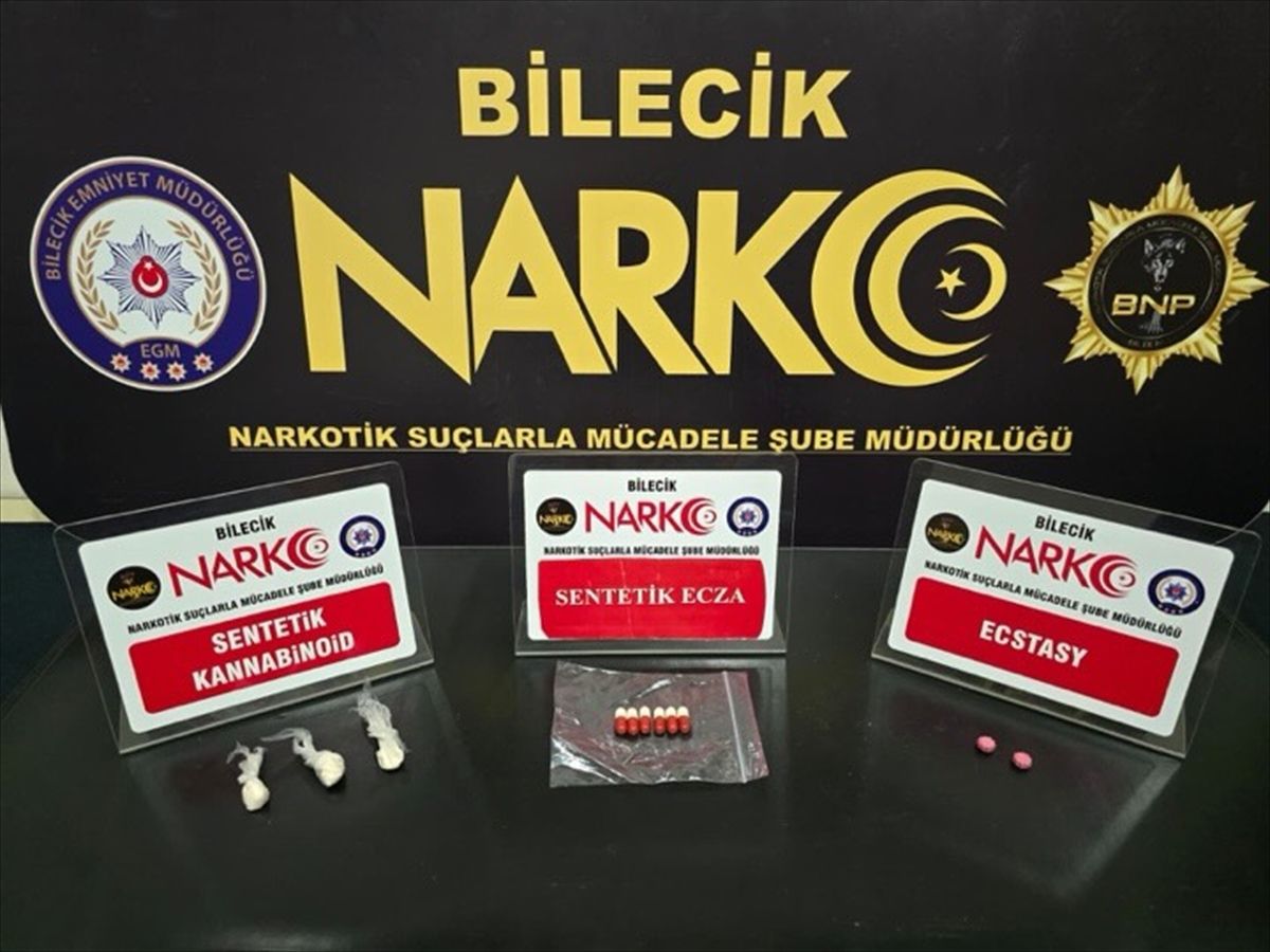 Bilecik'te üzerinde uyuşturucu madde bulunan 4 zanlı yakalandı