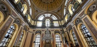 İSTANBUL'UN SELATİN CAMİLERİ - Boğaz siluetinin dikkati çeken yapılarından Dolmabahçe Camisi