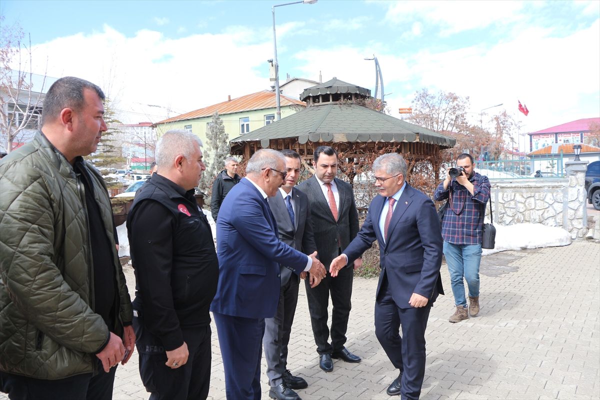 Bingöl'de 230 deprem konutu için kura çekildi