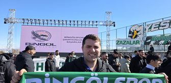 Bingöl'de cezalı takımlarının maçını stat dışında dev ekrandan izlediler