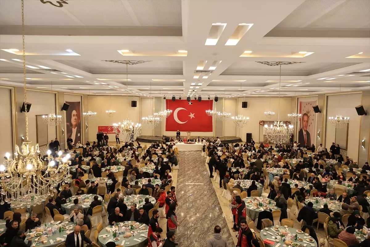 Bingöl'de şehit aileleri ve gaziler için iftar programı düzenlendi