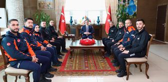 Bitlis Valisi Karakaya AFAD personelini kabul etti