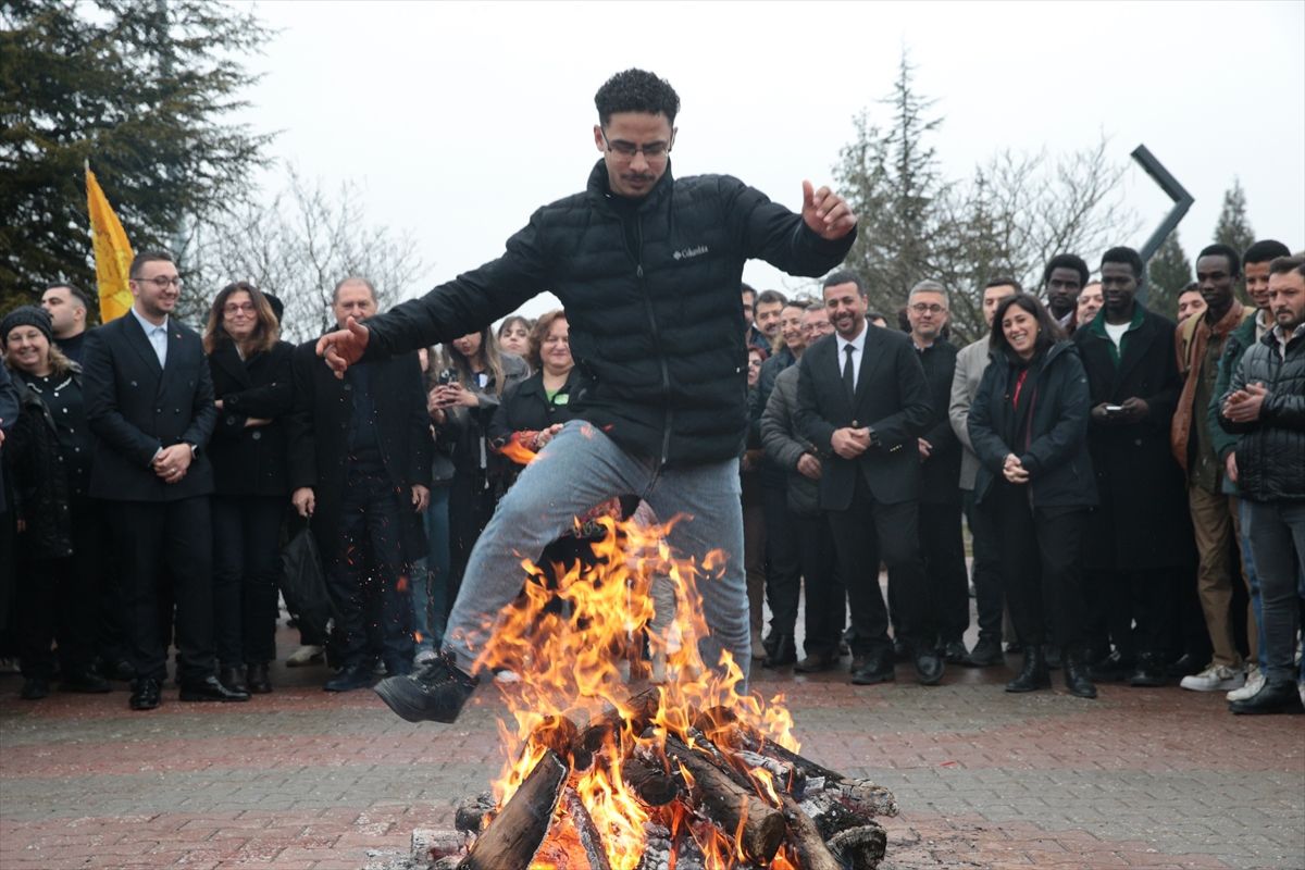 Bolu'da Nevruz Bayramı uluslararası öğrencilerin gösterileri eşliğinde kutlandı