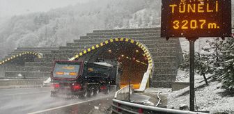 Bolu Dağı'nda kar etkili oluyor