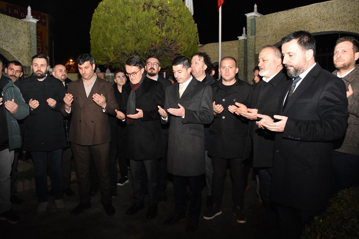 Bosna Hersek Başkanı Brcko Anıtı'nı Ziyaret Etti