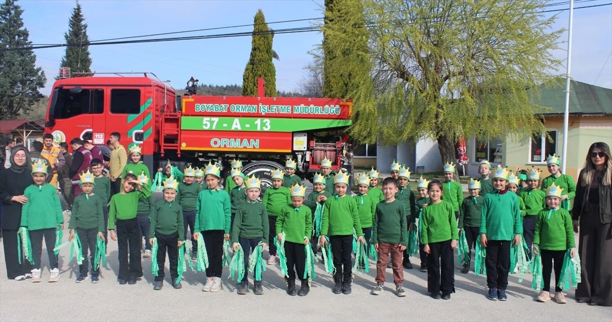 Boyabat'ta fidanlar toprakla buluştu