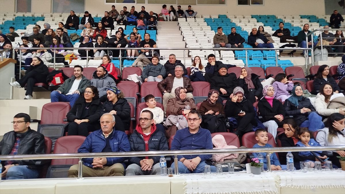 Boyabat'ta Kadınlar Günü Voleybol Turnuvası düzenlendi