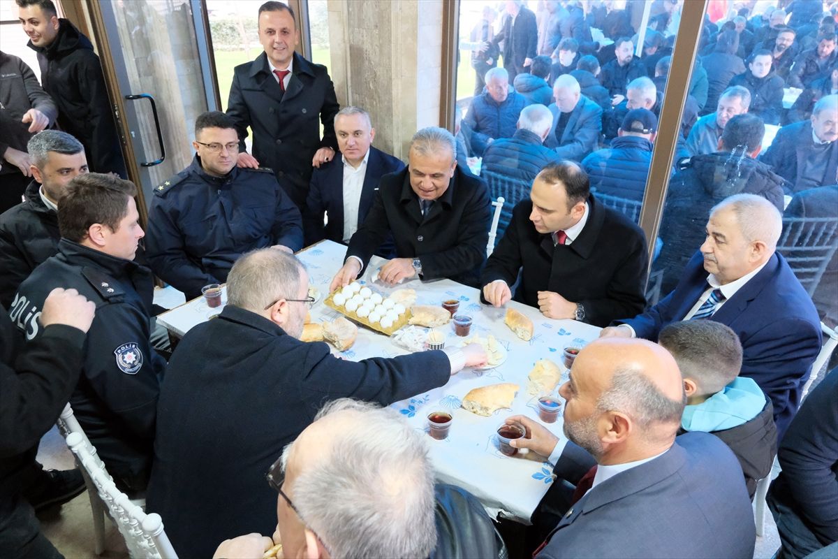 Bozkurt'ta asırlık bayram geleneği devam ettiriliyor