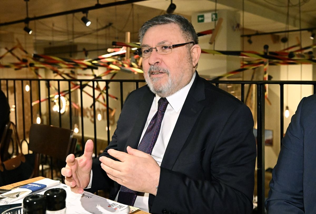 Brüksel'de, AK Parti Brüksel AB Temsilciliği basın mensuplarına iftar verdi