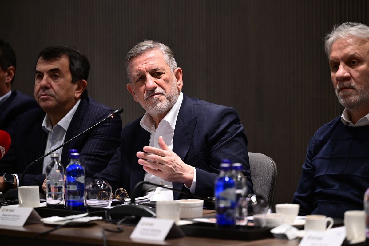 BTSO Yönetim Kurulu Başkanı Burkay, küresel ekonomideki dönüşümü değerlendirdi Açıklaması