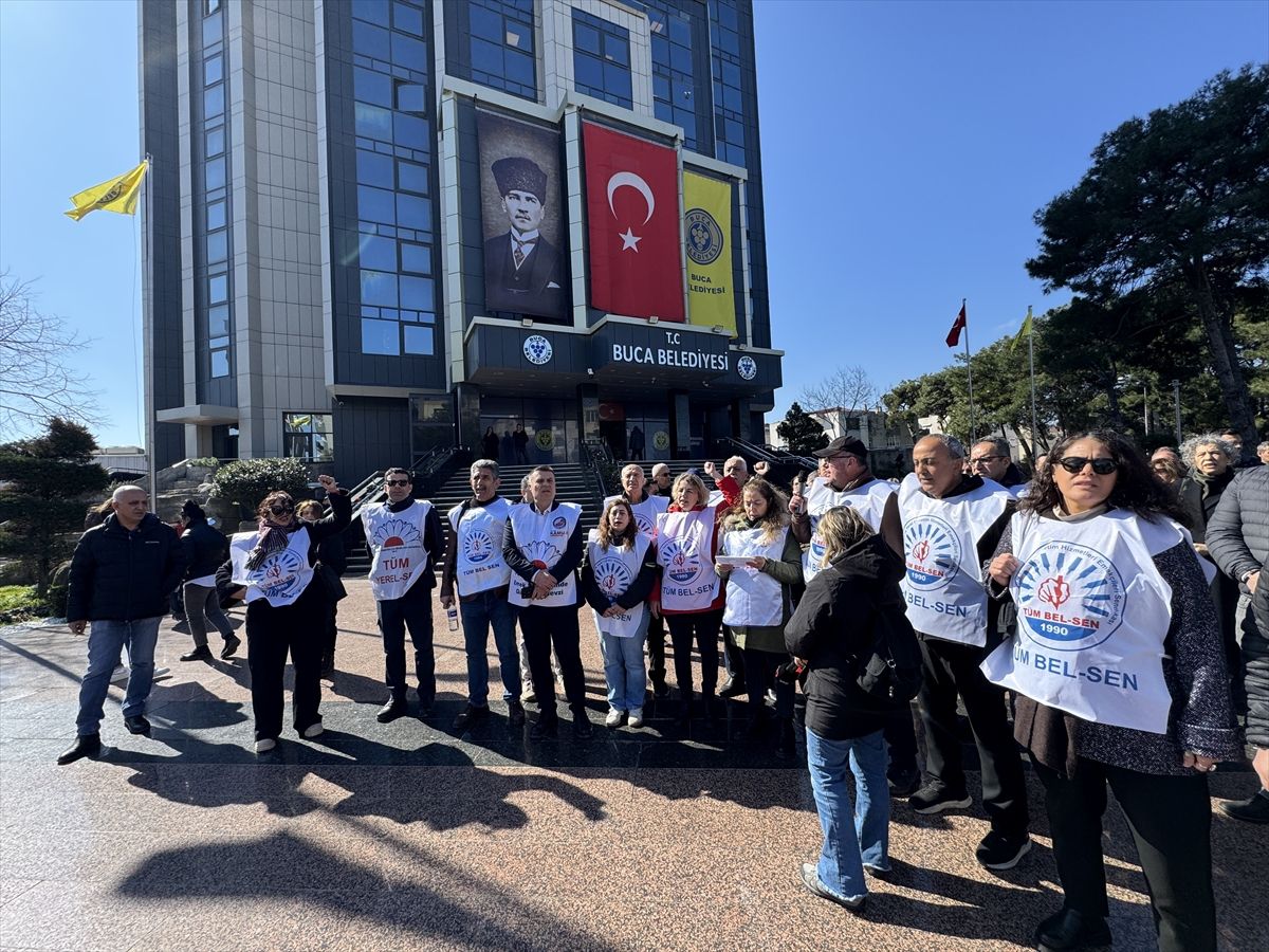 Buca Belediyesinde görevli memurlar ödenmeyen alacakları için eylemlerini sürdürdü