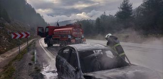 Bucak'ta çıkan yangında otomobil kullanılamaz hale geldi
