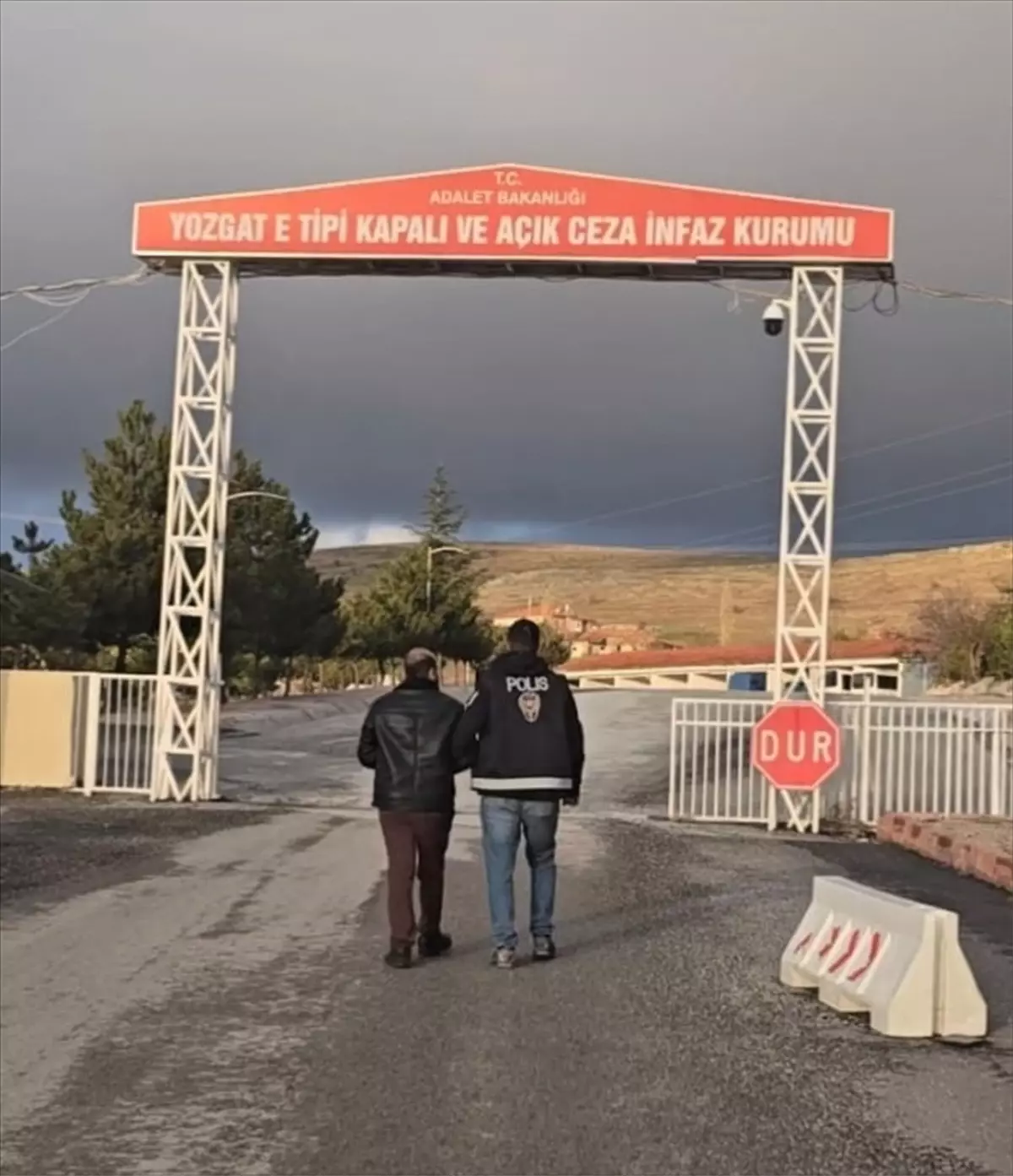 Burdur'da bir kişiyi 1 milyon 800 bin lira dolandıran şüpheli Yozgat'ta tutuklandı