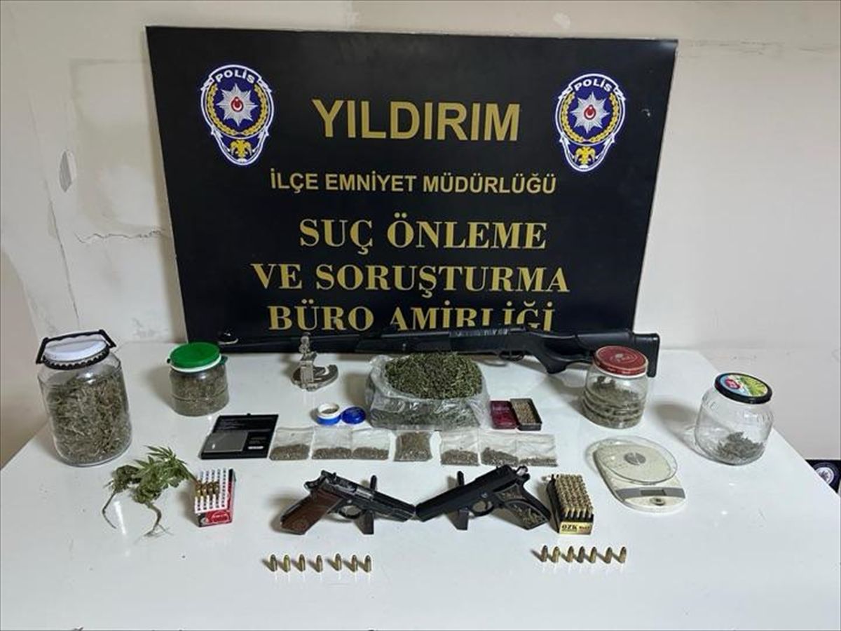 Bursa'da uyuşturucu operasyonlarında 2 zanlı yakalandı