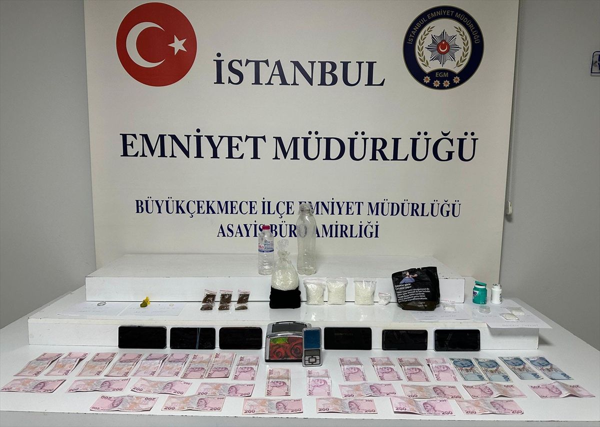 Büyükçekmece'de uyuşturucu operasyonunda 5 şüpheli gözaltına alındı