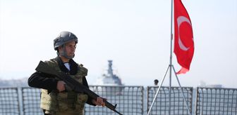 Çanakkale'de Deniz Kuvvetleri Komutanlığı gemilerine ziyaretler sürüyor