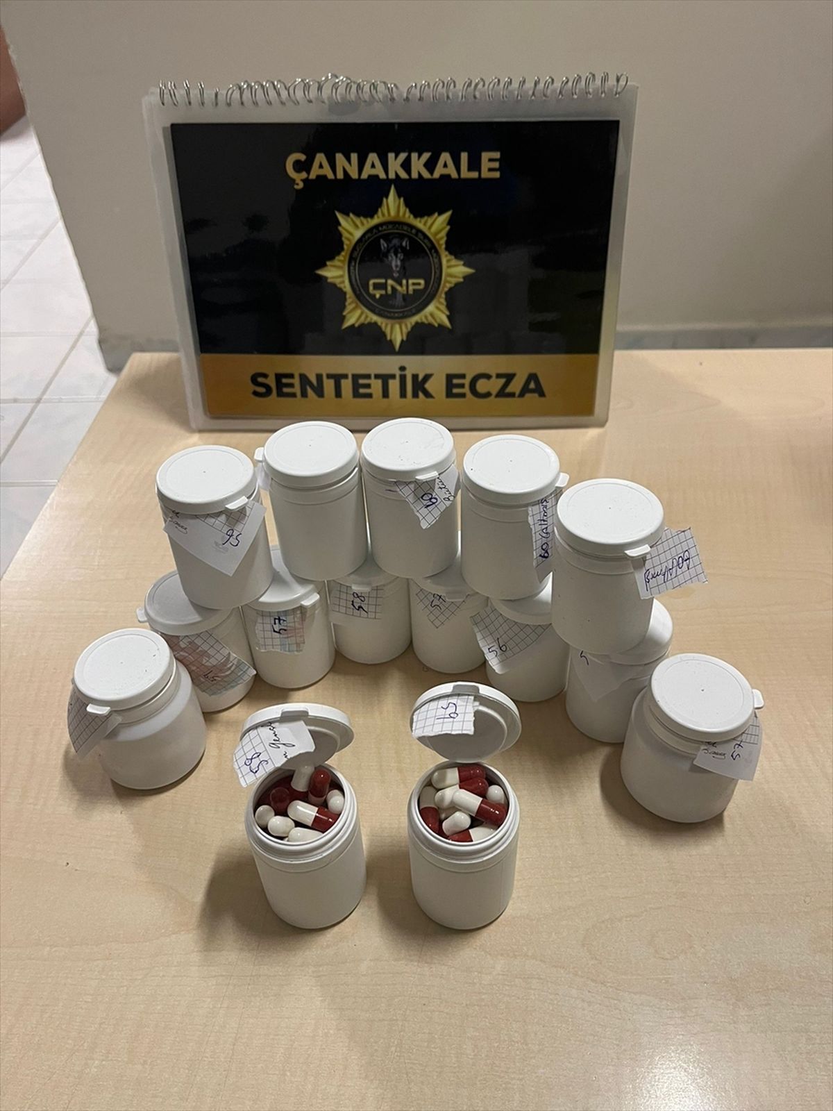 Çanakkale'de huzur uygulamalarında yakalanan 2 zanlı tutuklandı