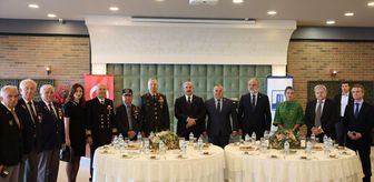Çanakkale'de protokol üyeleri bayramlaştı