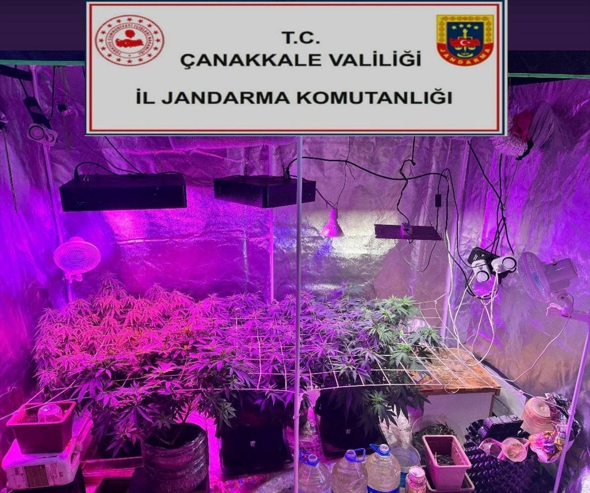 Çanakkale'de uyuşturucu operasyonlarında yakalanan 2 zanlı tutuklandı