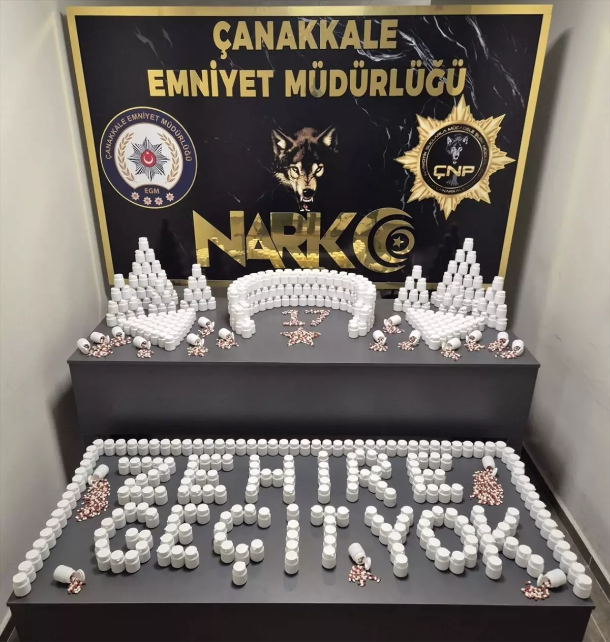 Çanakkale'de uyuşturucu operasyonunda yakalanan 2 zanlı tutuklandı