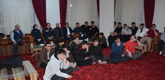 Çaykara Kaymakamı Sapmaz, öğrencilerle iftar yaptı