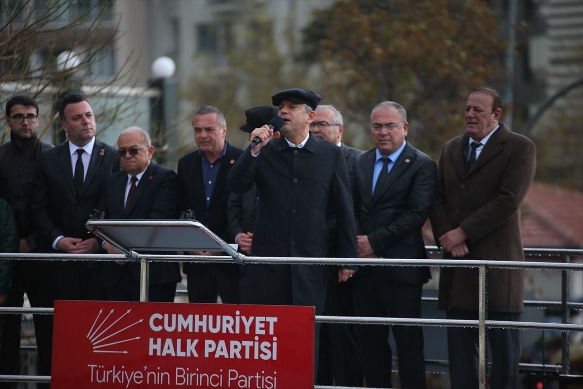 CHP Genel Başkanı Özel, Aydın'da "Millet İradesine Sahip Çıkıyor" mitinginde konuştu Açıklaması