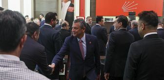 CHP Genel Başkanı Özel, il başkanlarıyla iftarda bir araya geldi