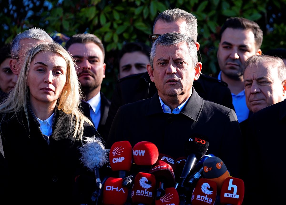 CHP Genel Başkanı Özel 'İmamoğlu çıkar amaçlı suç örgütü' davasının ardından konuştu Açıklaması