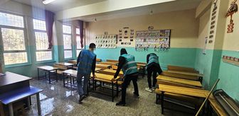 Cizre'de denetimli serbestlik yükümlüleri 212 okulda temizlik yaptı