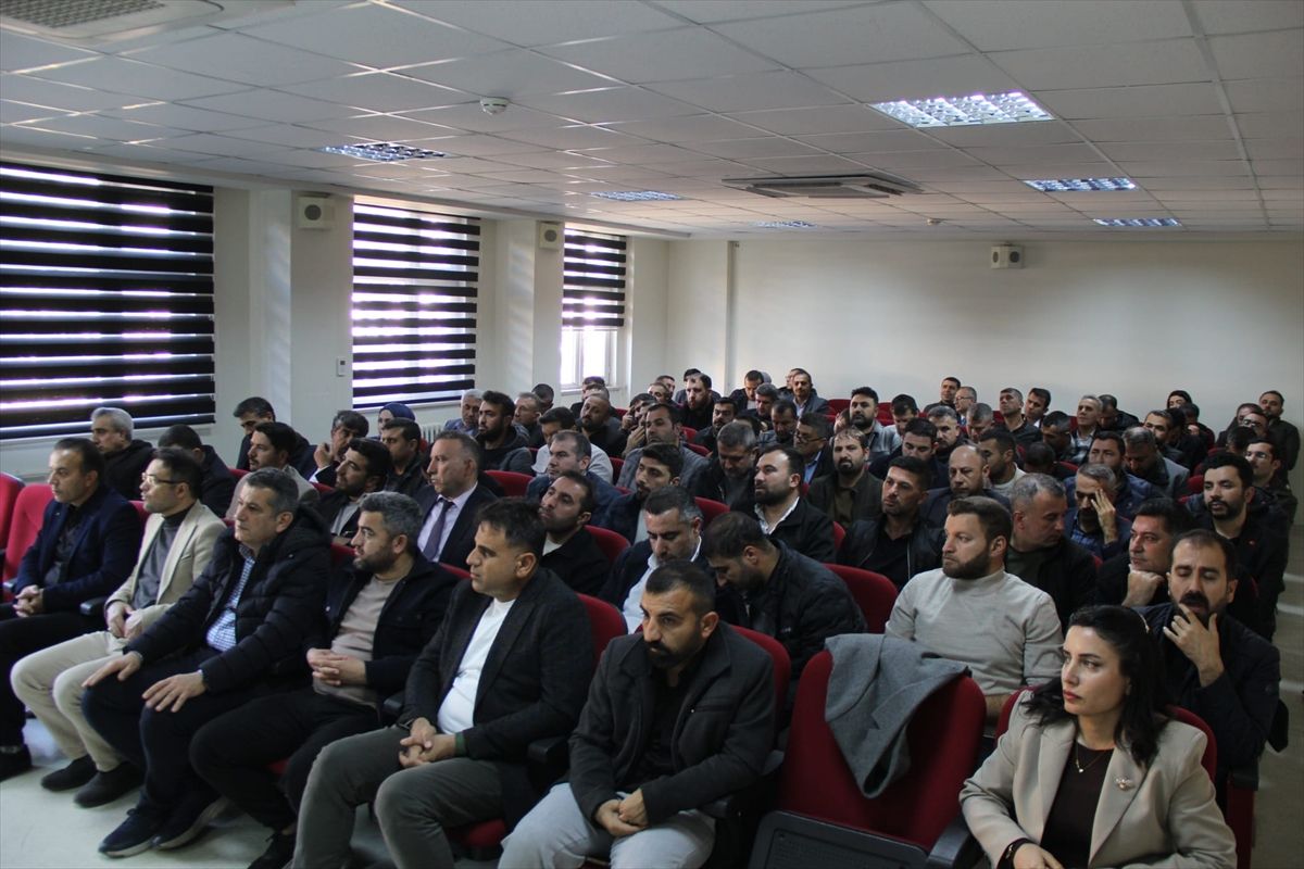 Cizre'de okul müdürleri toplantısı yapıldı