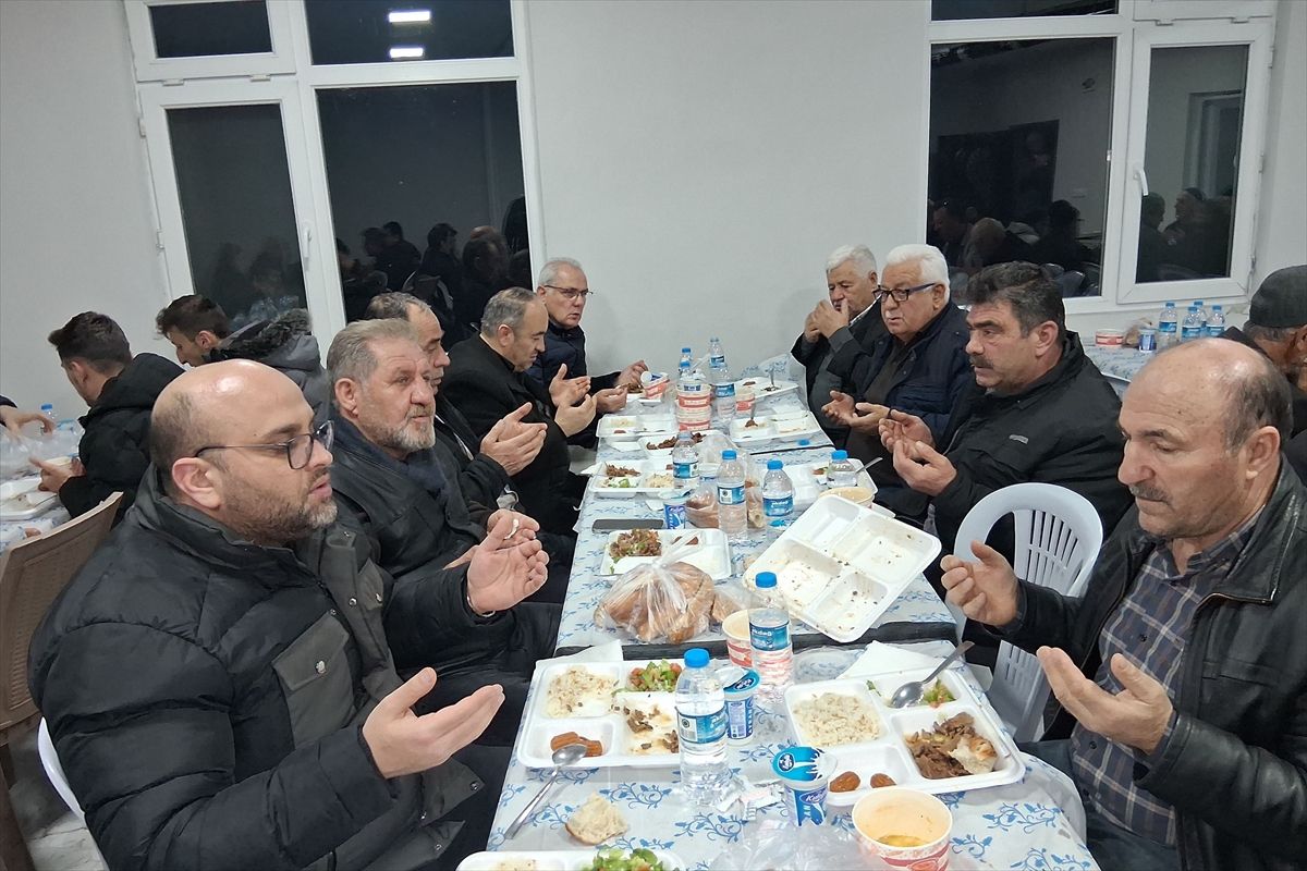 MHP Havza teşkilatından 'Hayırlı Günler Komşum' ziyaretleri