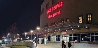 Çorum'da devrilen traktörün altında kalan sürücü yaralandı