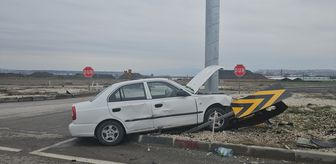 Çorum'da iki otomobilin çarpıştığı kazada 6 kişi yaralandı