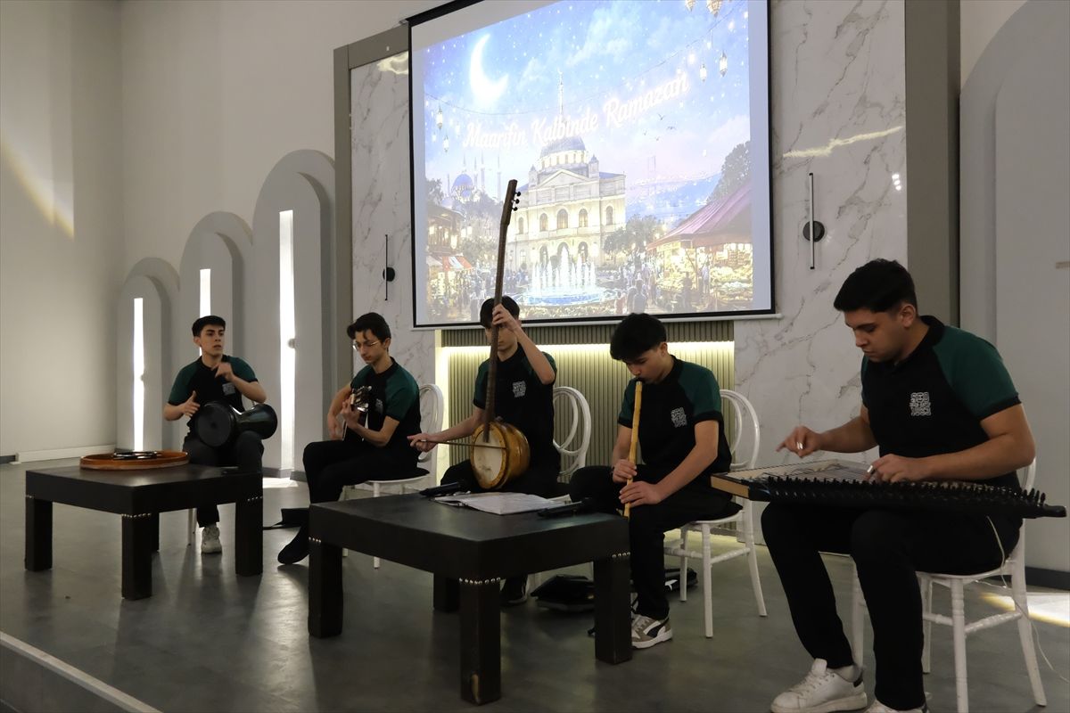 Çorum'da 'Maarifin Kalbinde Ramazan' temalı iftar programı düzenlendi