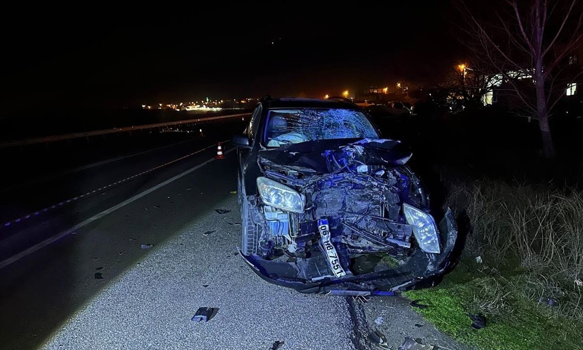 Çorum'da otomobille çarpışan motosikletin sürücüsü öldü