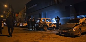 Çorum'da park halinde yanan araç kullanılamaz hale geldi