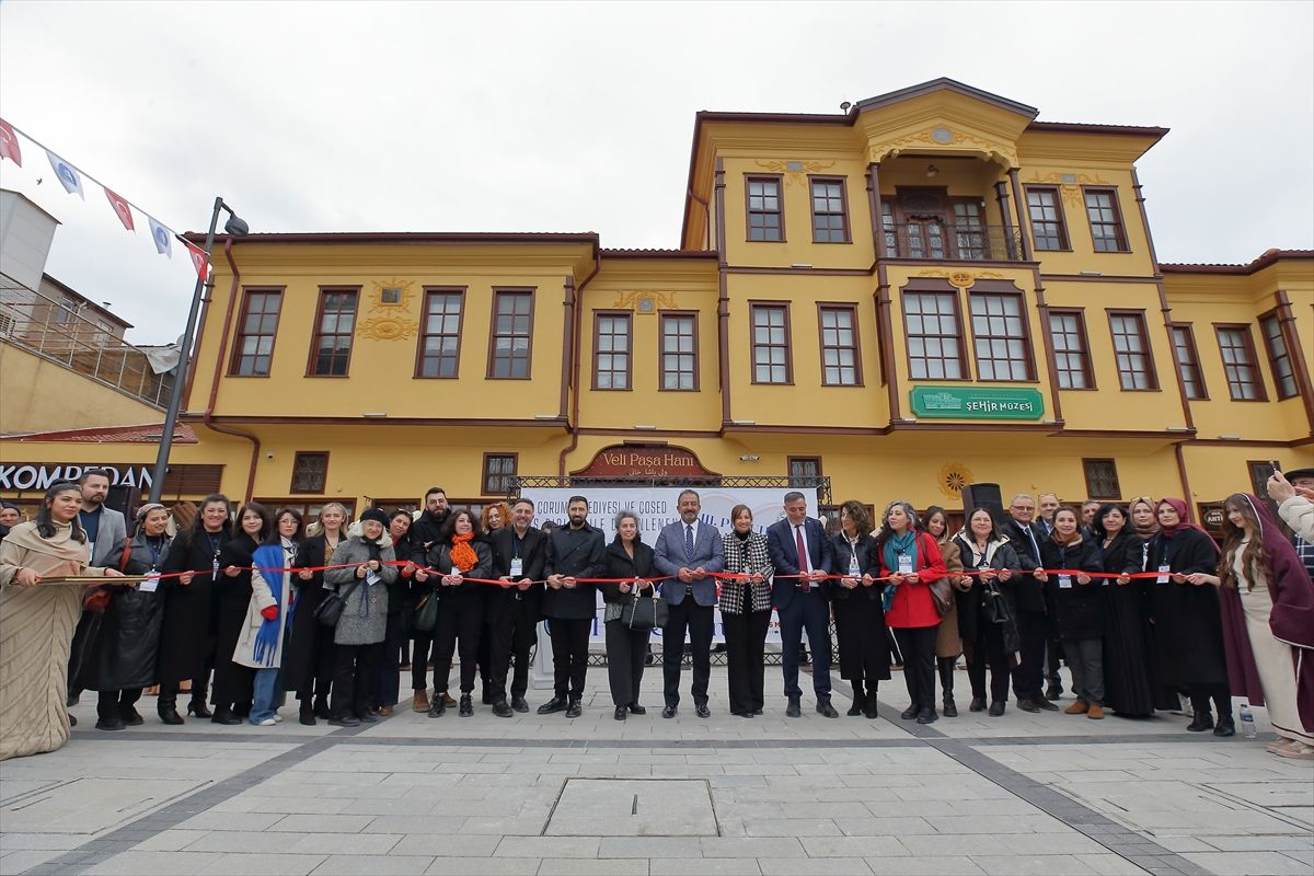 Çorum'da "Puduhepa Resim Sergisi" düzenlendi