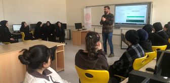 Çorum'da 'Yapay Zeka ve Dijital Araçlar' eğitimi verildi
