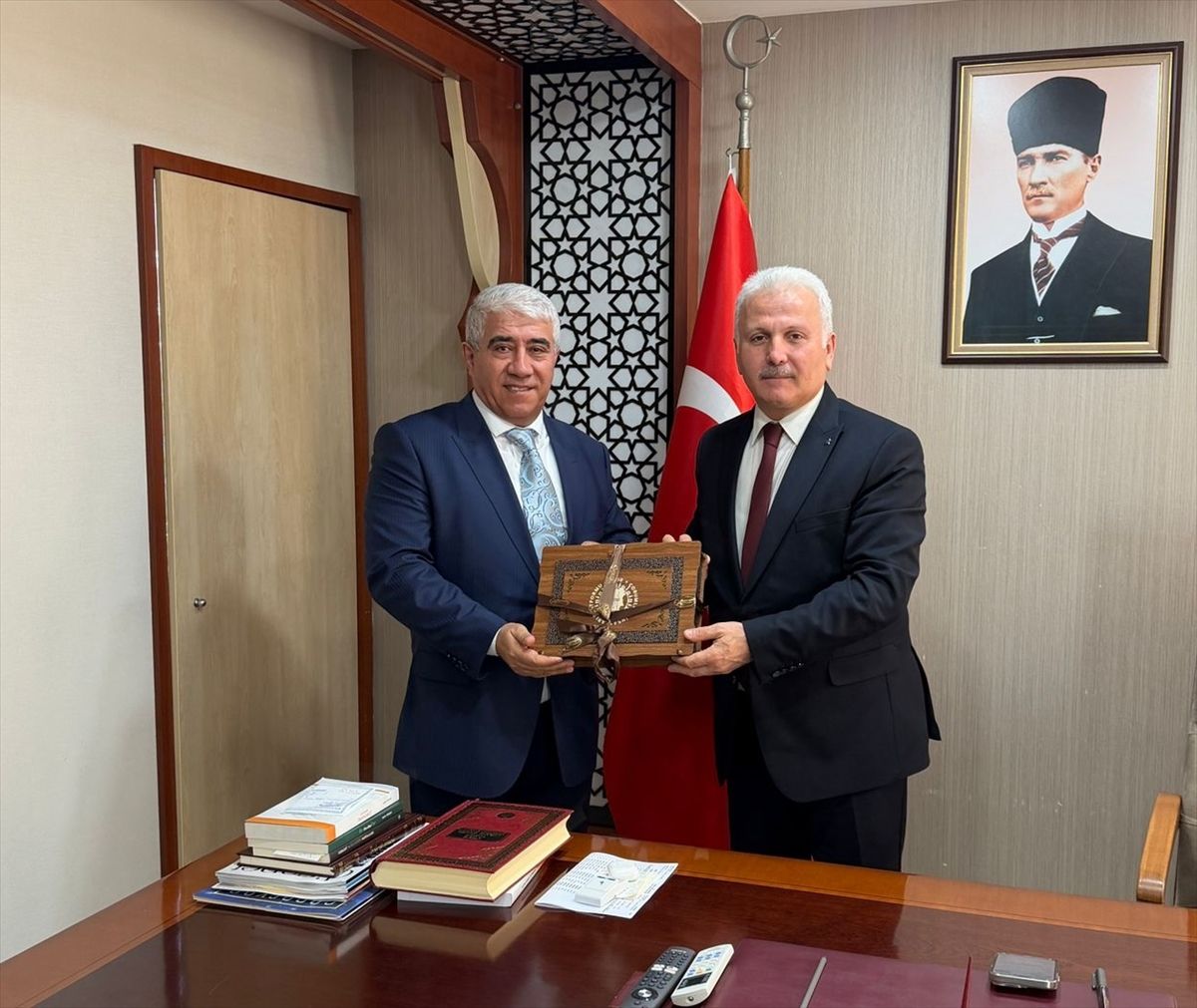 Çorum İş İnsanları Platformu üyeleri Müftü Yığman'ı ziyaret etti
