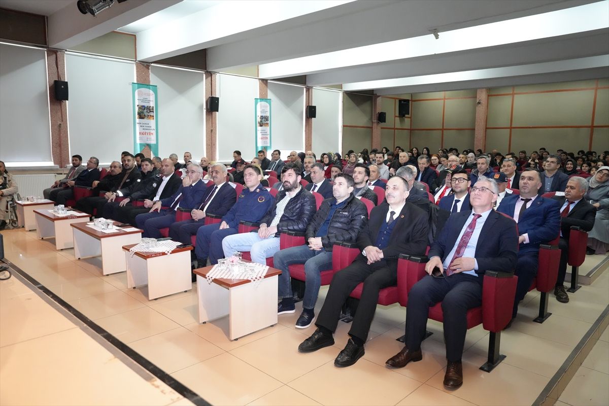 Çubuk'ta Çanakkale Deniz Zaferi'nin 111. yıl dönümü kutlandı