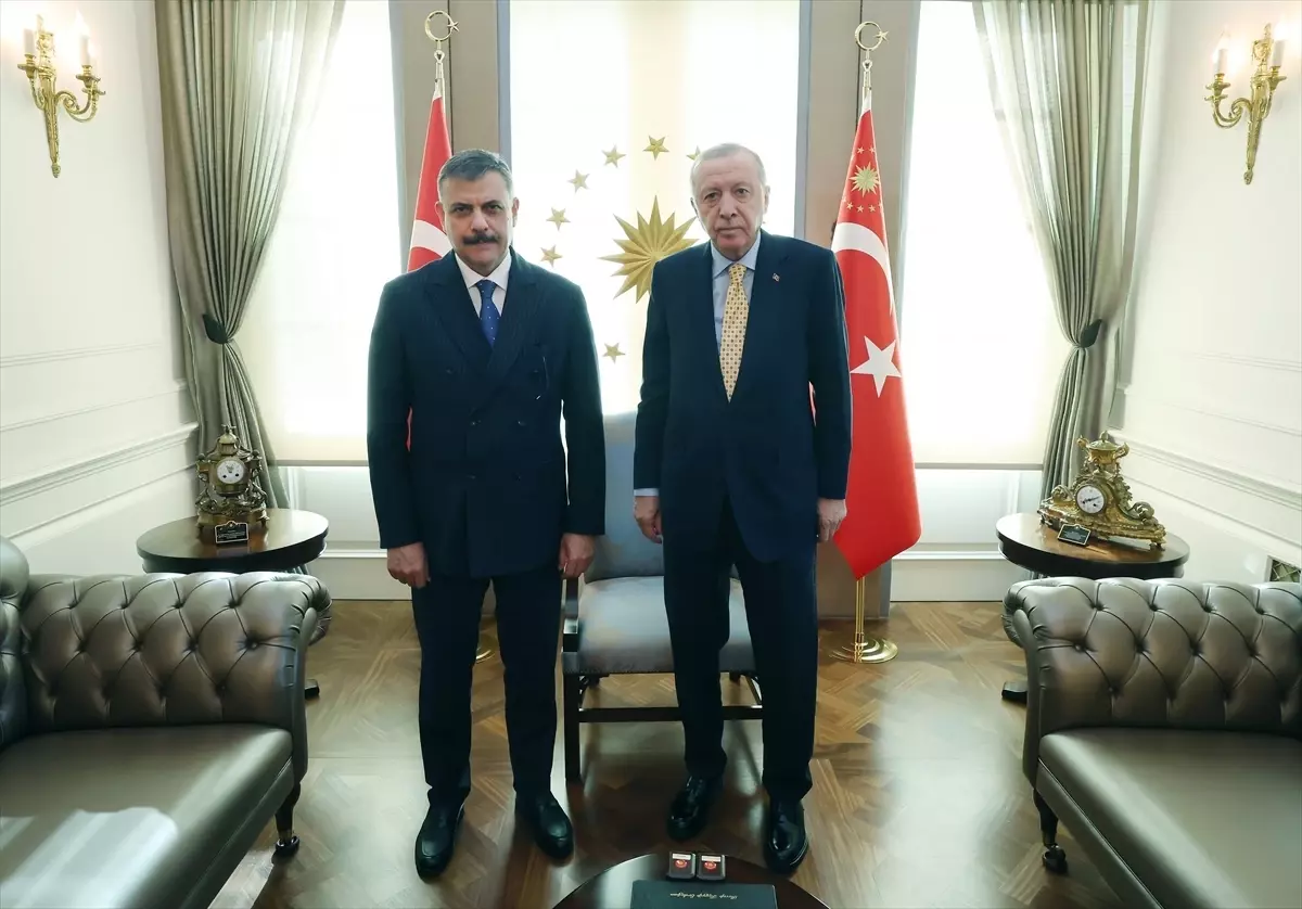 Cumhurbaşkanı Erdoğan, Adalet Bakanı Gürlek ve İçişleri Bakanı Çiftçi'yi kabul etti