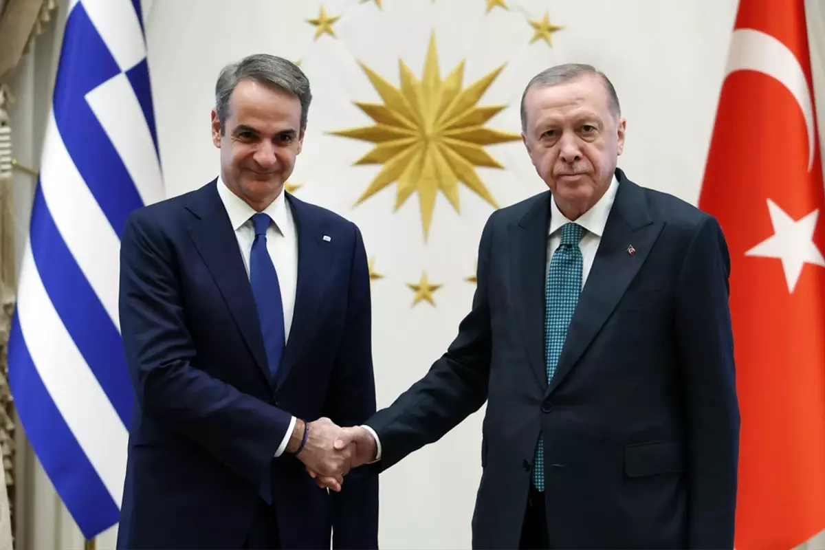 Cumhurbaşkanı Erdoğan, Yunanistan Başbakanı Miçotakis'i kabul etti