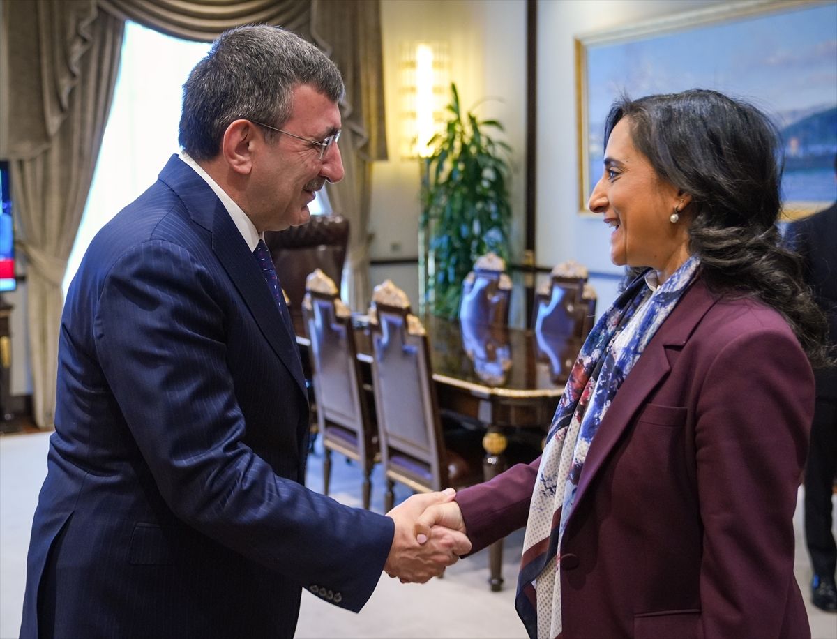 Cumhurbaşkanı Yardımcısı Yılmaz, Kanada Dışişleri Bakanı Anand'ı kabul etti Açıklaması