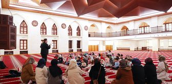 Darendeli öğrenciler Somuncu Baba Külliyesi'ni ziyaret etti
