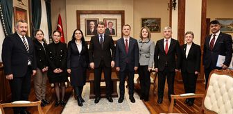 Defterdarlık çalışanlarından Vergi Haftası dolayısıyla Vali Bakan'a ziyaret